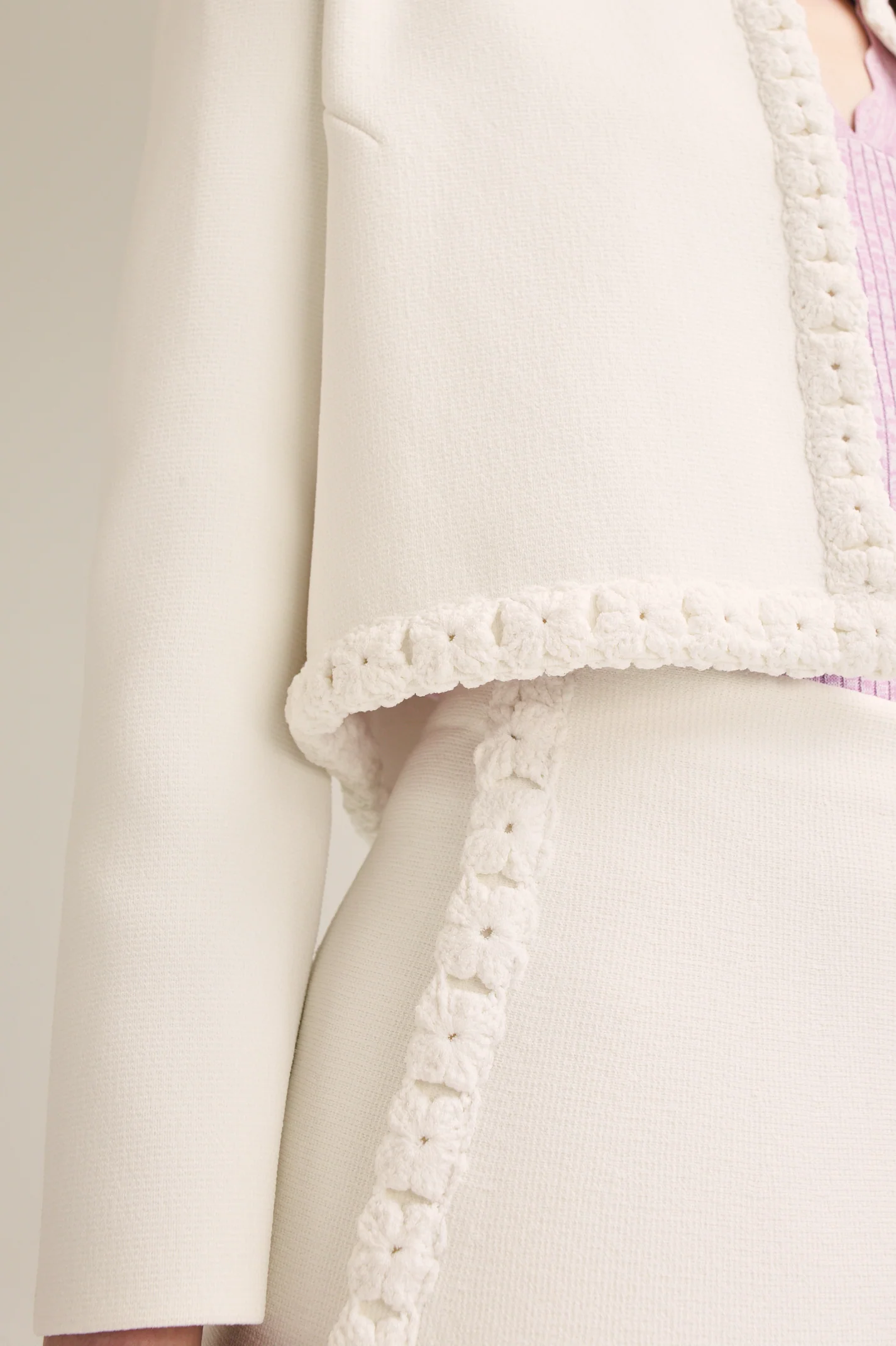 CREPE KNIT DAISY WRAP MINI - Image 6