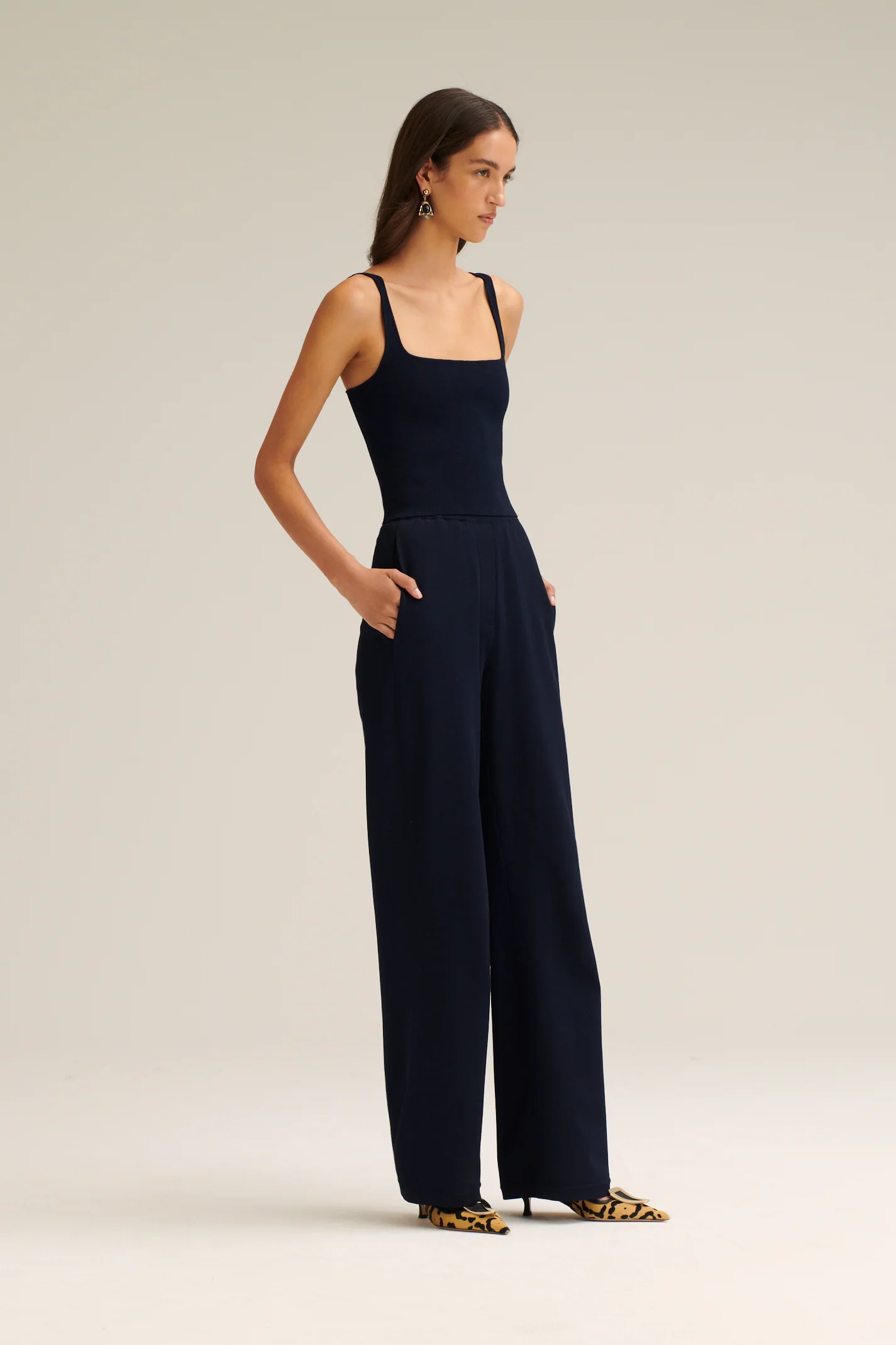 CREPE KNIT SQUARE CAMISOLE - Image 5