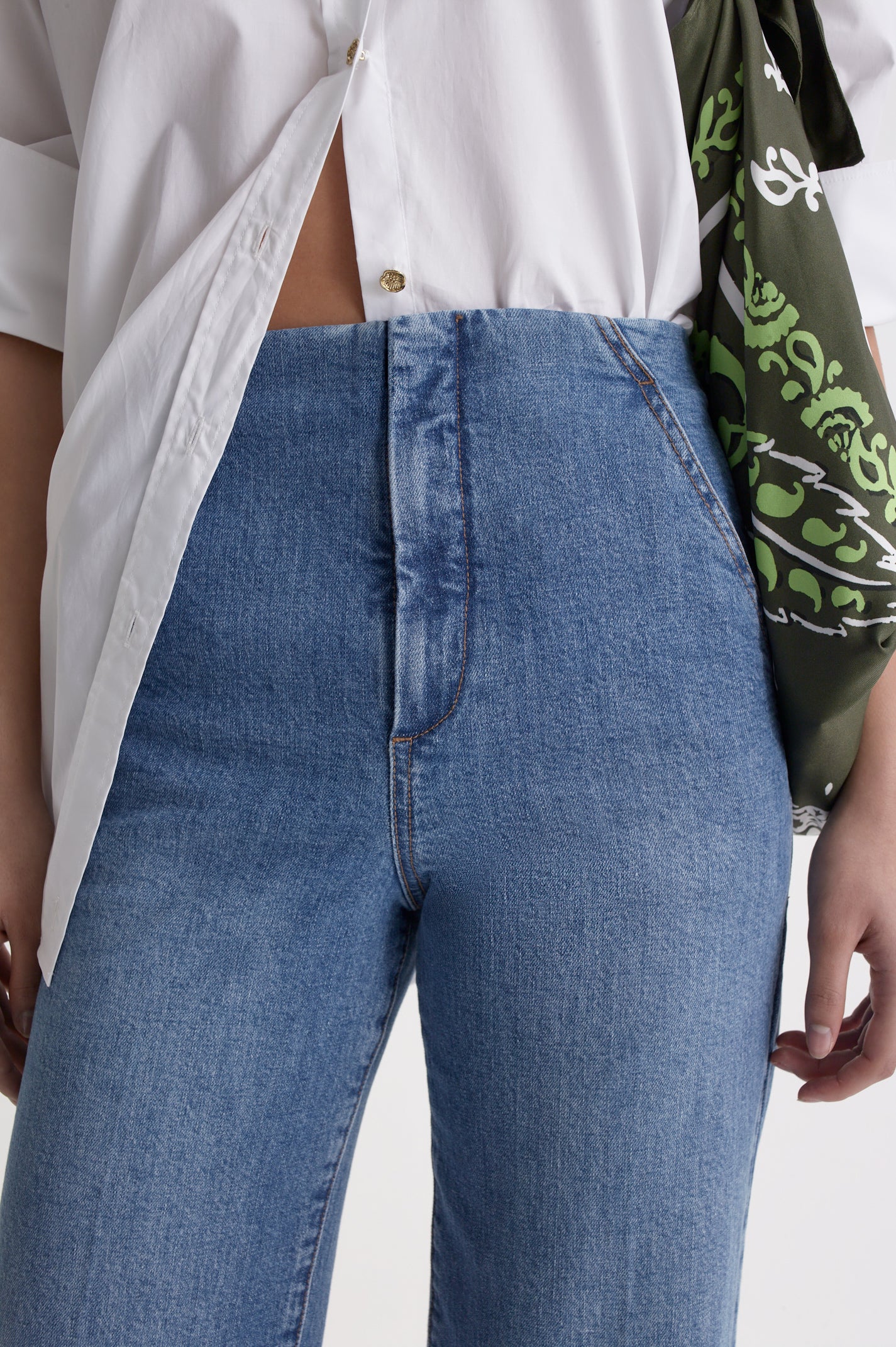 DENIM CROPPED JEAN - Image 6