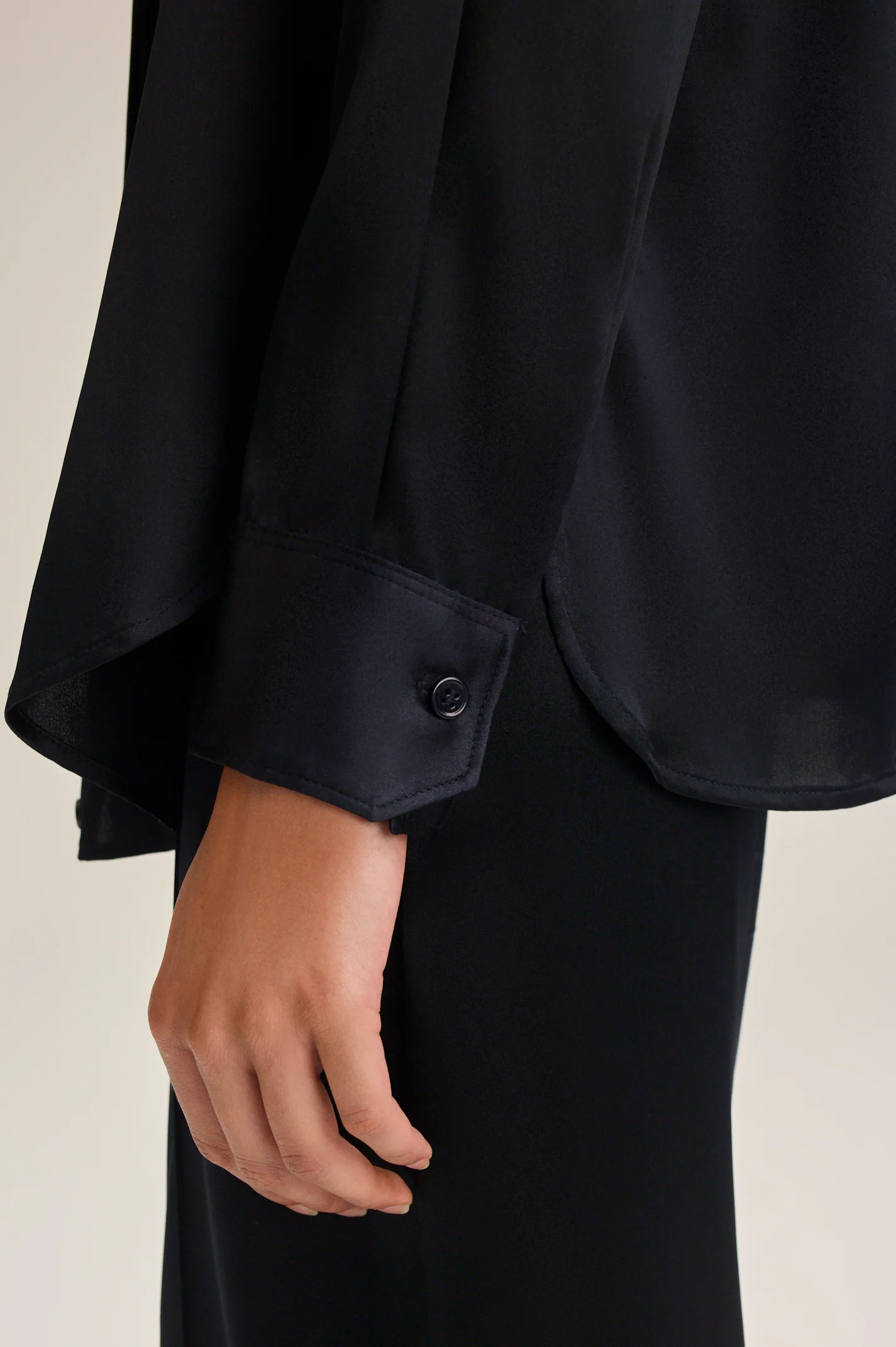 SILK SATIN SHOULDER PAD SHIRT - Image 6